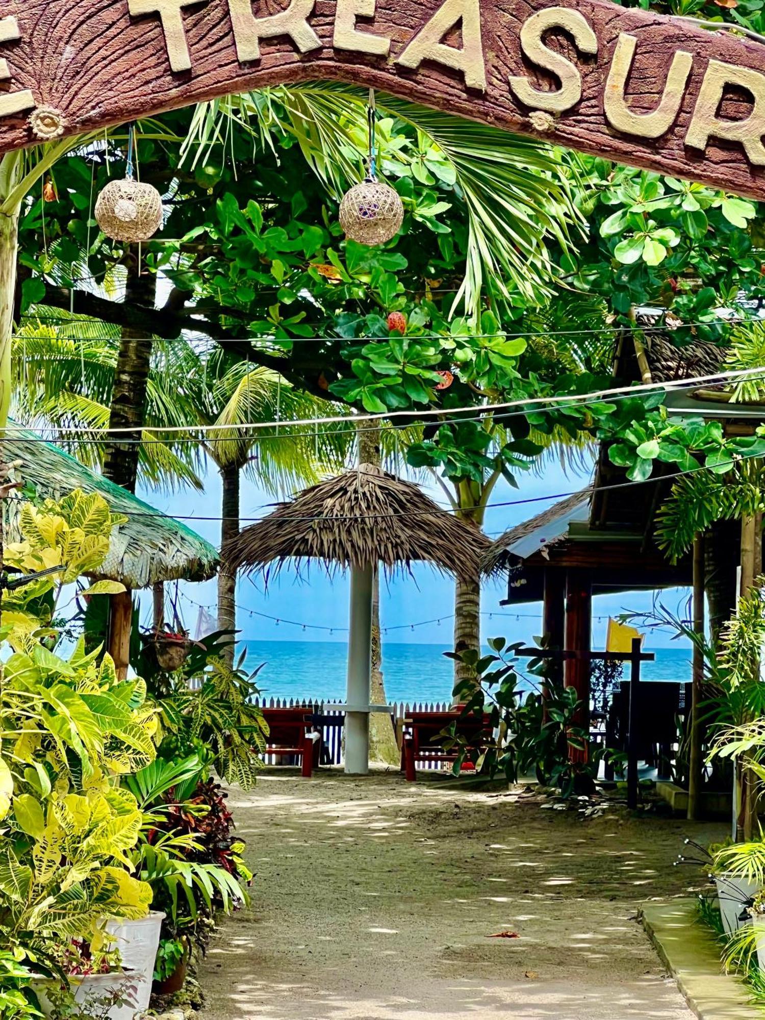 Treasure Beach Resort Carles Exterior photo